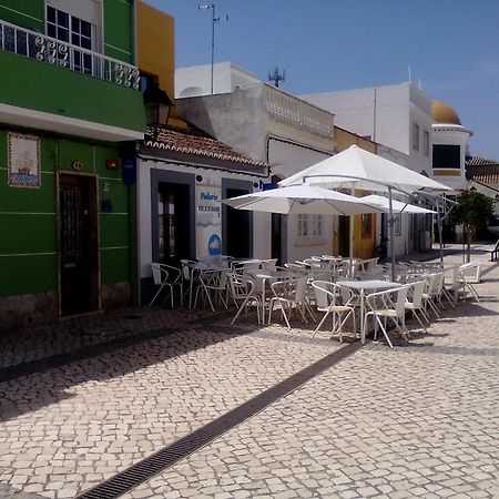 Residencia Matos Pereira Hotel วีลาเรอัลเดซานโตอันโตนิโอ ภายนอก รูปภาพ