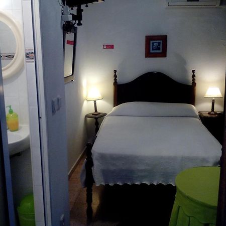 Residencia Matos Pereira Hotel วีลาเรอัลเดซานโตอันโตนิโอ ห้อง รูปภาพ